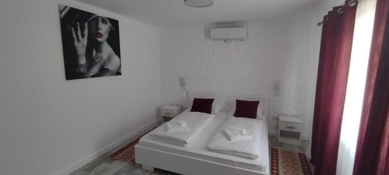 Bungalow Terra Kordu Guest House Băile Felix Екстериор снимка